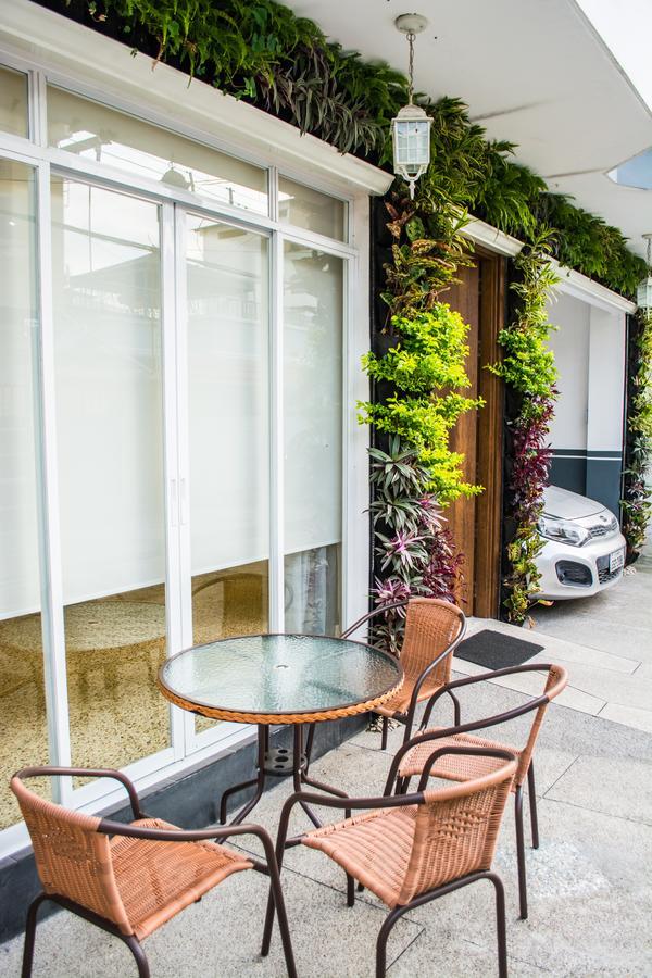 Dc Suites Aeropuerto Guayaquil Exterior photo