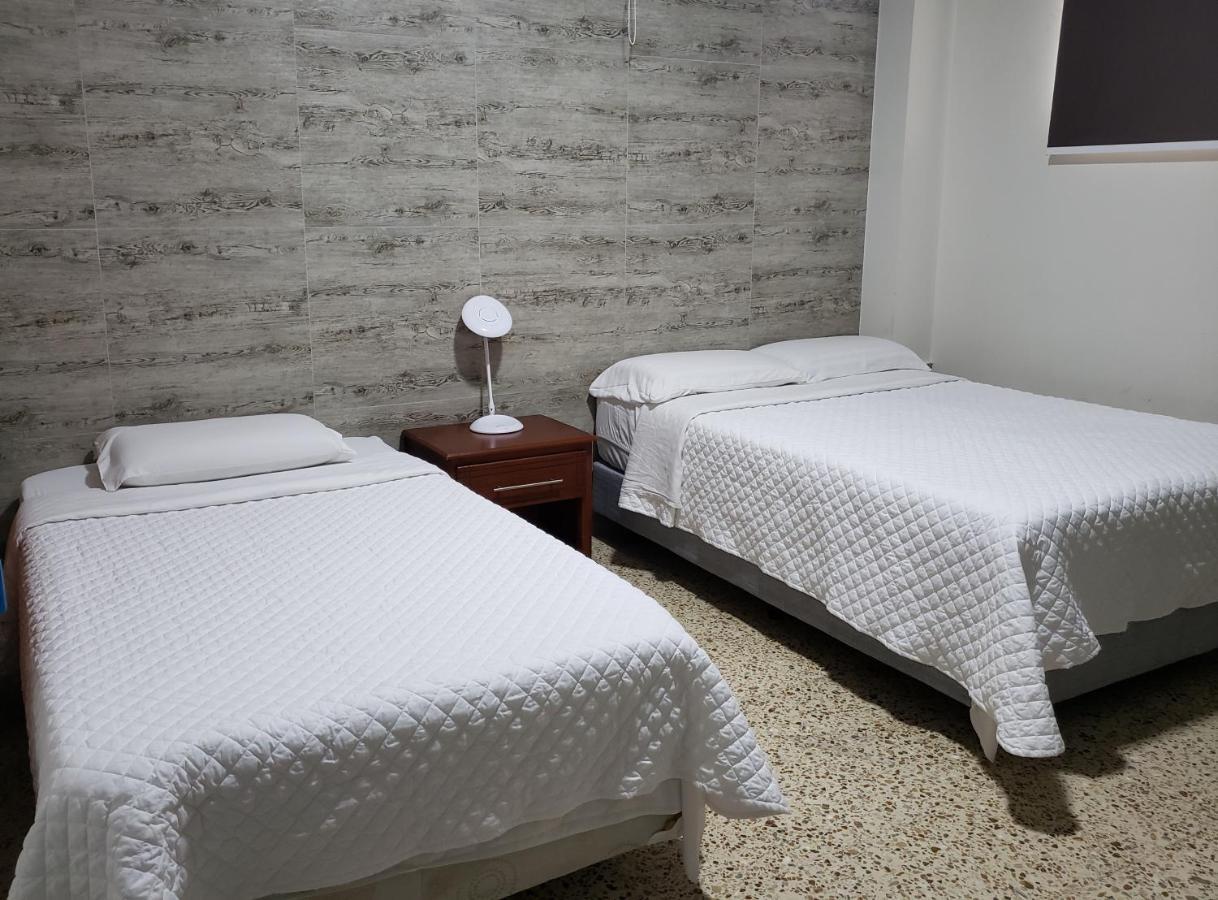 Dc Suites Aeropuerto Guayaquil Exterior photo